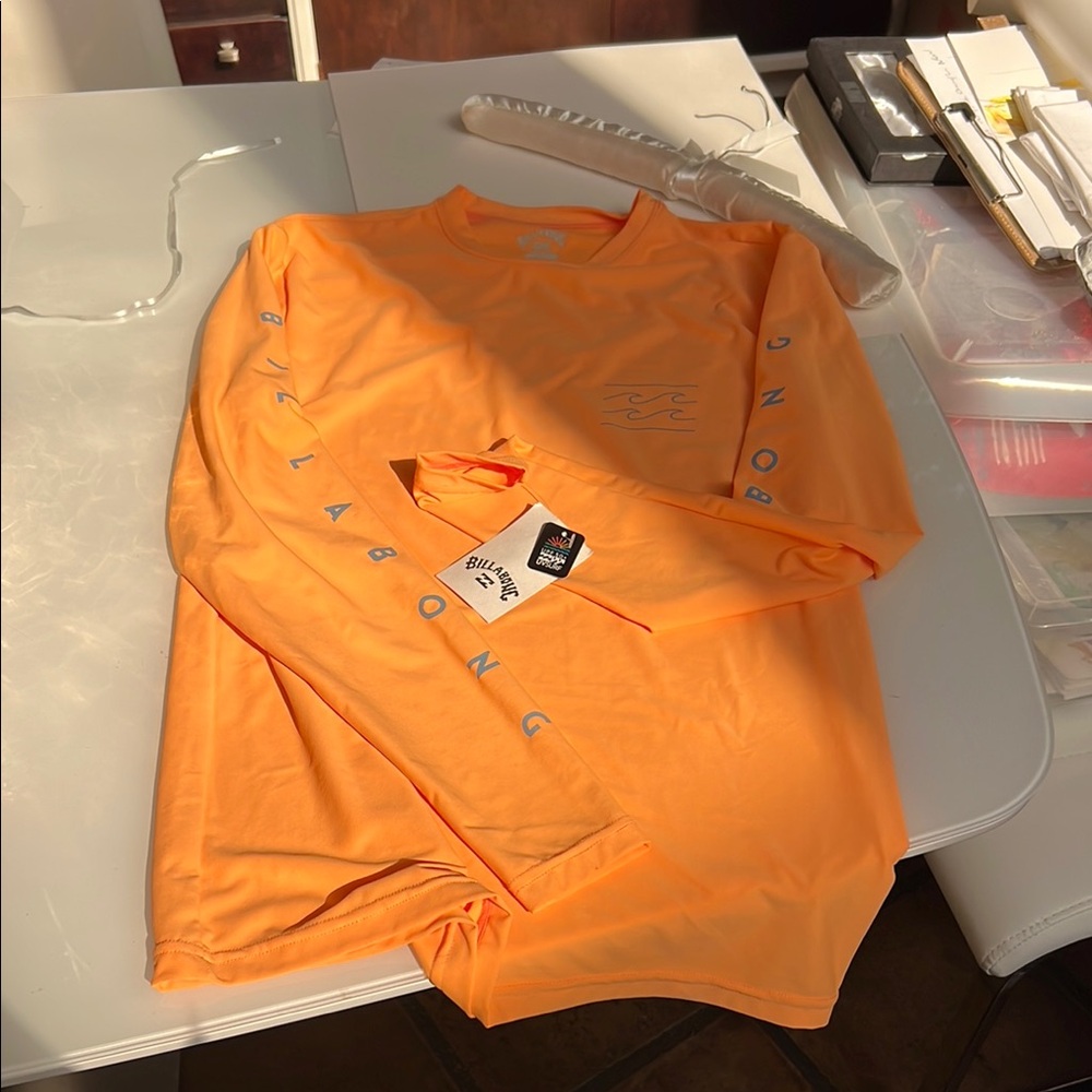 Billabong Men's UVF 50+ surf  Orange Long Sleeve Shirt